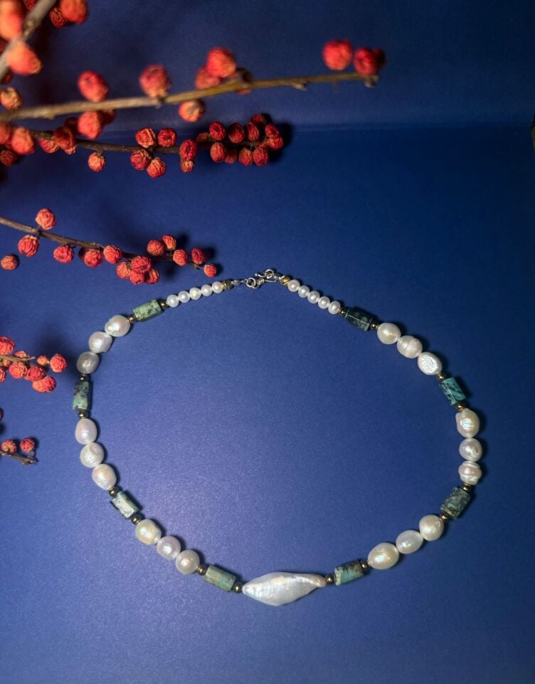 Gaia – Afrika Turkuazı & Saf İnci Kolye