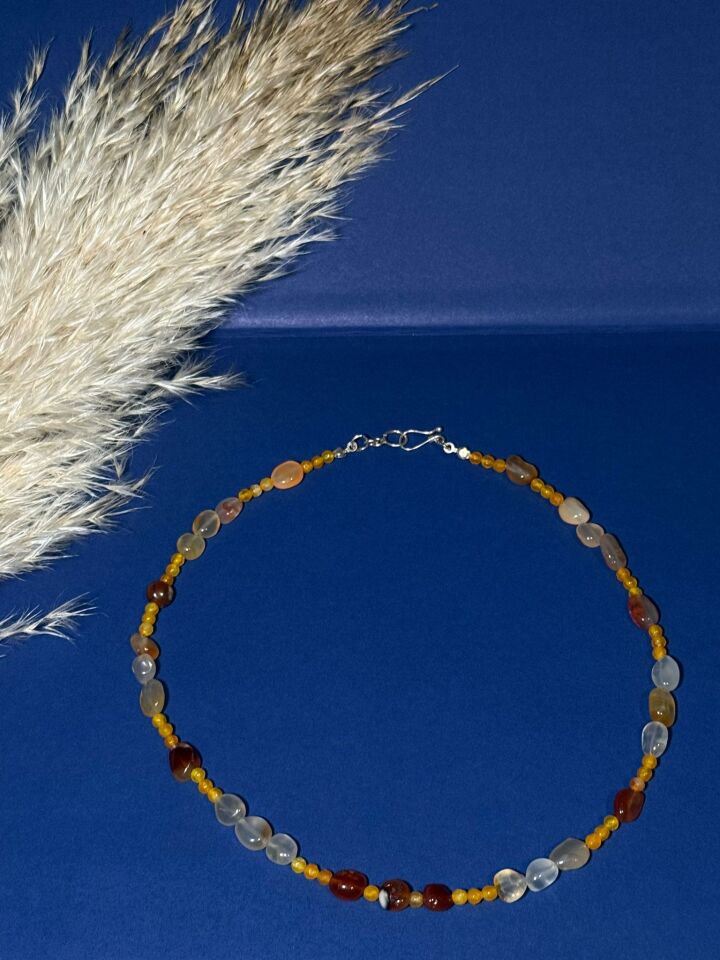 Eos – Turuncu Akik Kolye