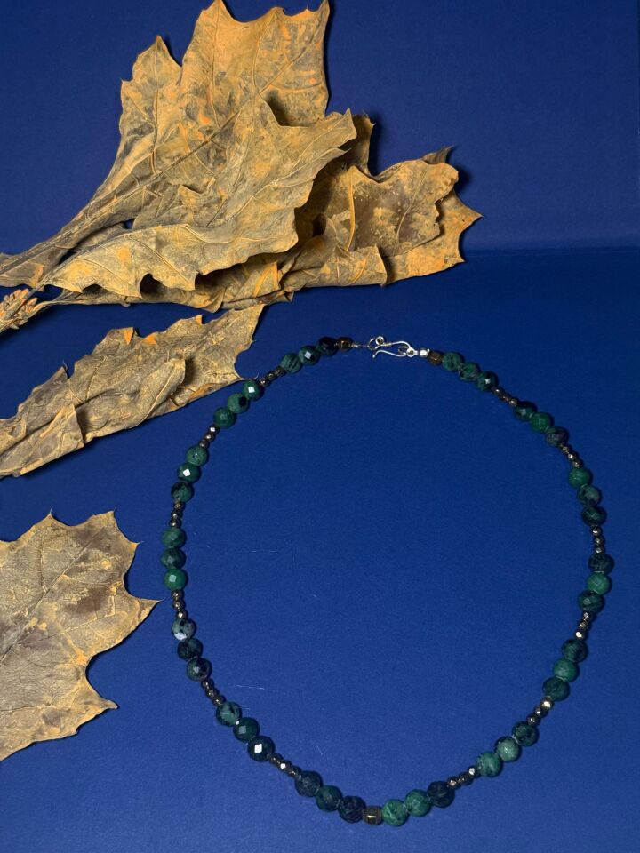 Ahu – Anyolit & Hematit Kolye