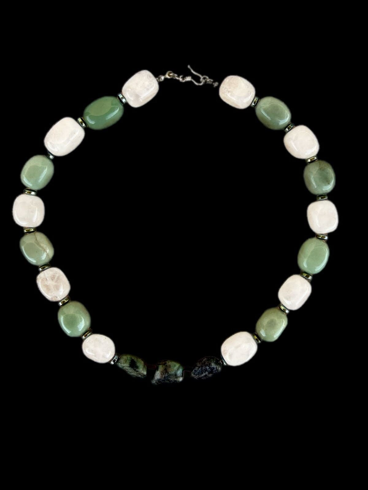 Emerald Eden Kolye - Ham Zümrüt, Aventurin, Ay Taşı ve Hematit