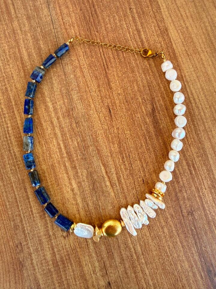 Azure Pearl by Mykonos - Doğal İnci Midye ve Lapis Lazuli Kolye